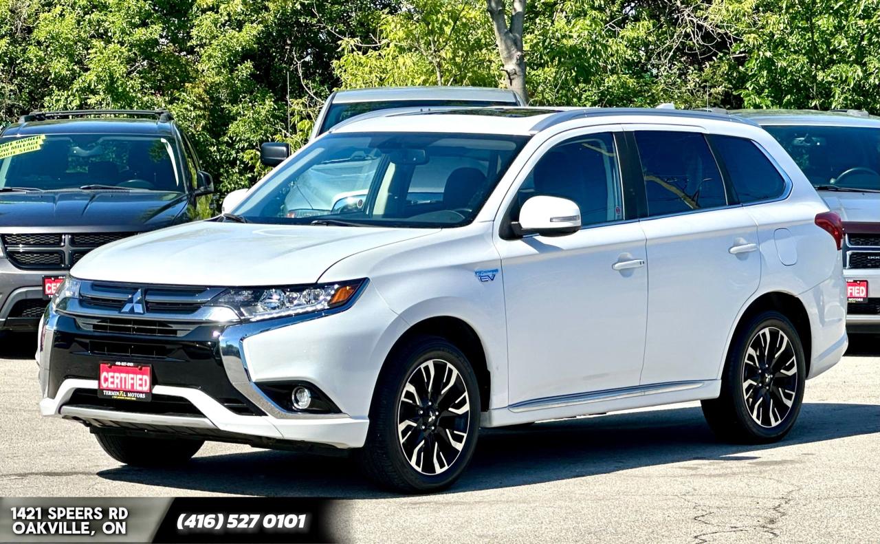 2018 Mitsubishi Outlander PHEV SE Touring - Photo #3