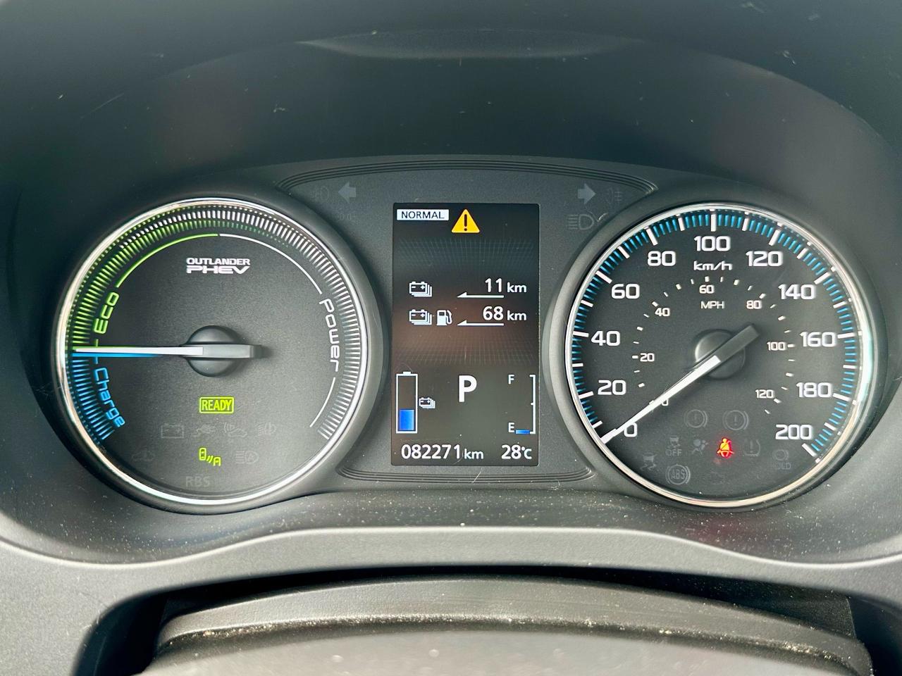 2018 Mitsubishi Outlander PHEV SE Touring - Photo #27