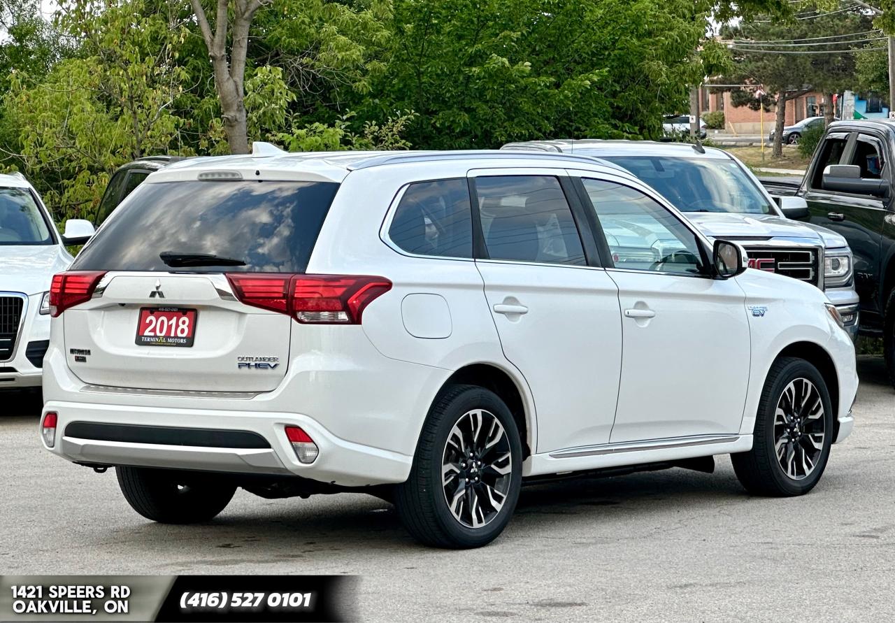 2018 Mitsubishi Outlander PHEV SE Touring - Photo #7
