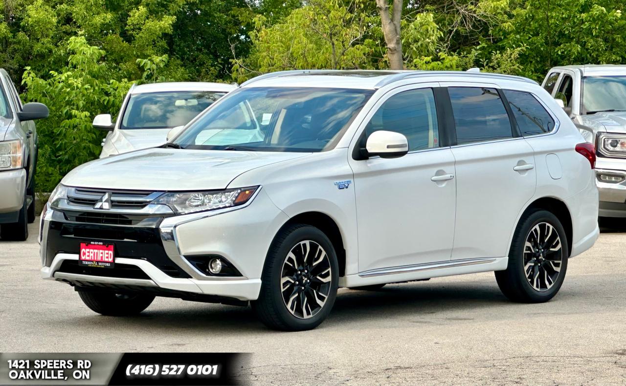 2018 Mitsubishi Outlander PHEV SE Touring - Photo #2