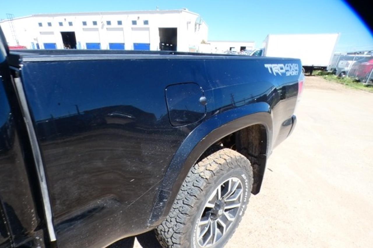 2022 Toyota Tacoma TRD SPORT 4x4 Auto w/Htd Leather, S/R, NAV, BUC - Photo #28