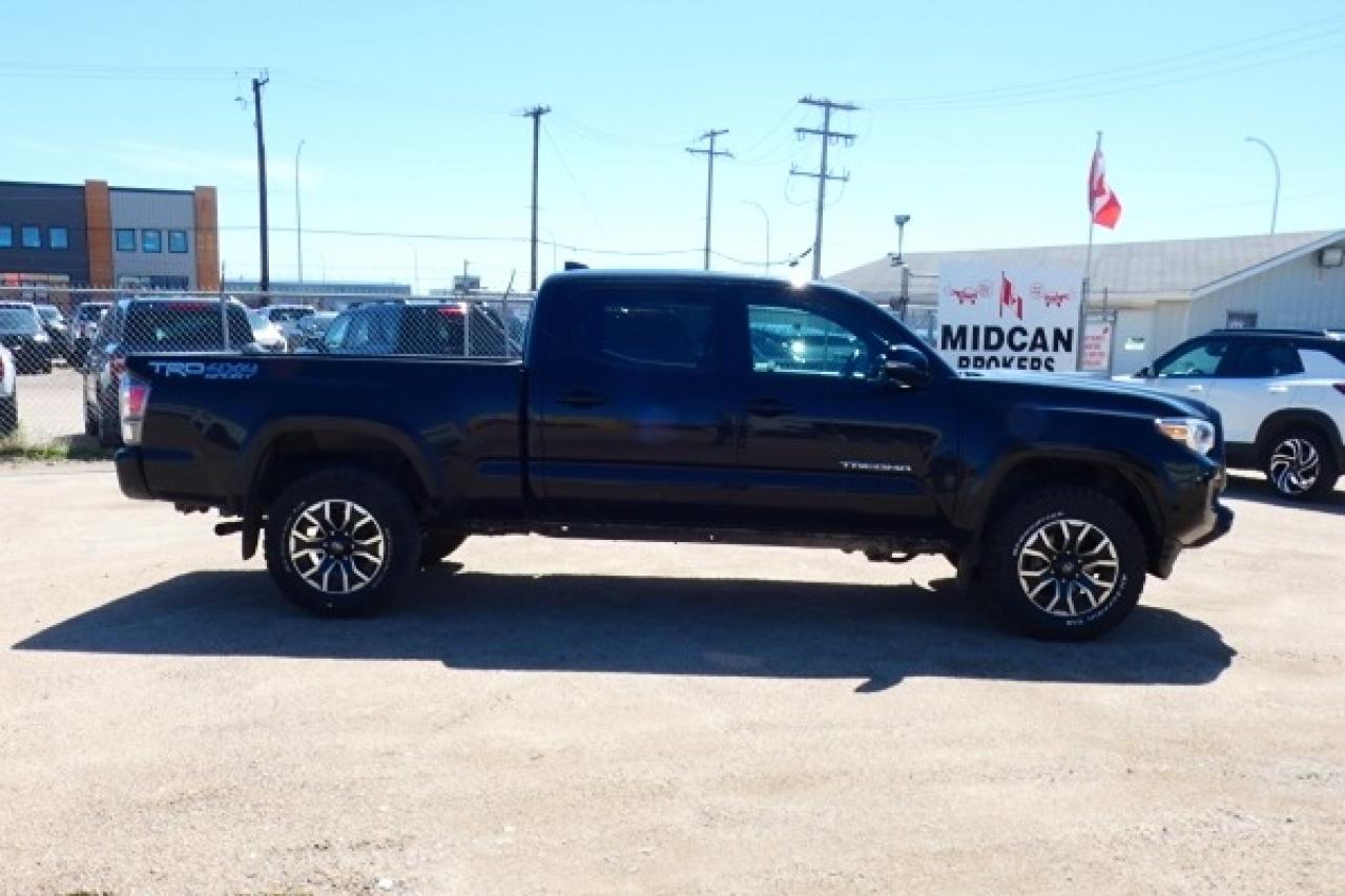 2022 Toyota Tacoma TRD SPORT 4x4 Auto w/Htd Leather, S/R, NAV, BUC - Photo #5