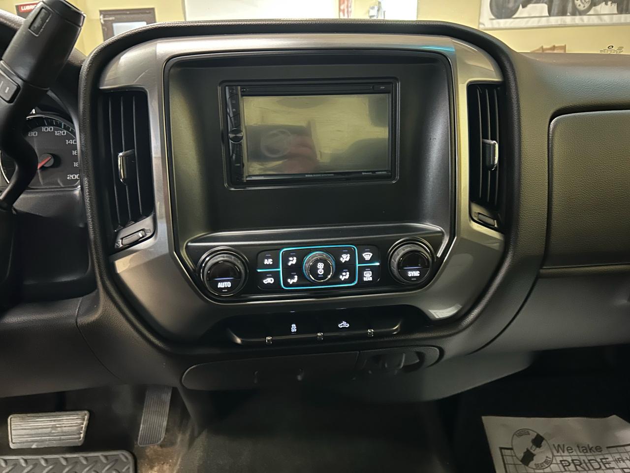 2017 Chevrolet Silverado 1500 LT - Photo #10