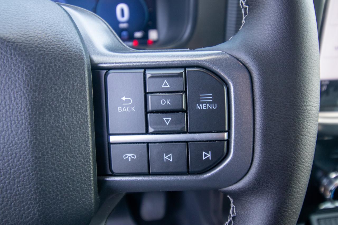 2025 Ford F-150 Lariat 4WD SuperCrew 6.5' Box Photo5