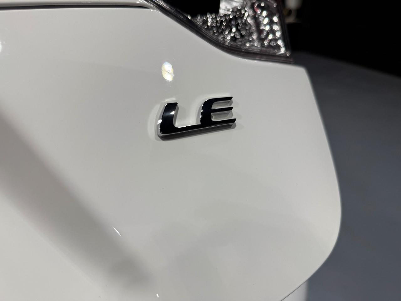 2024 Toyota Corolla LE CVT - Photo #9