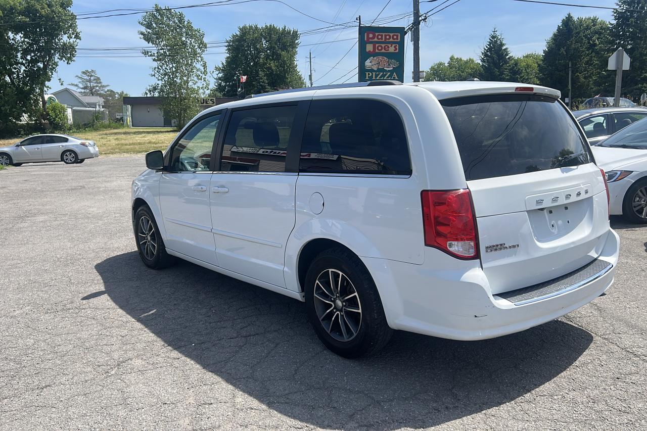 2016 Dodge Grand Caravan SXT Premium Plus - Photo #6