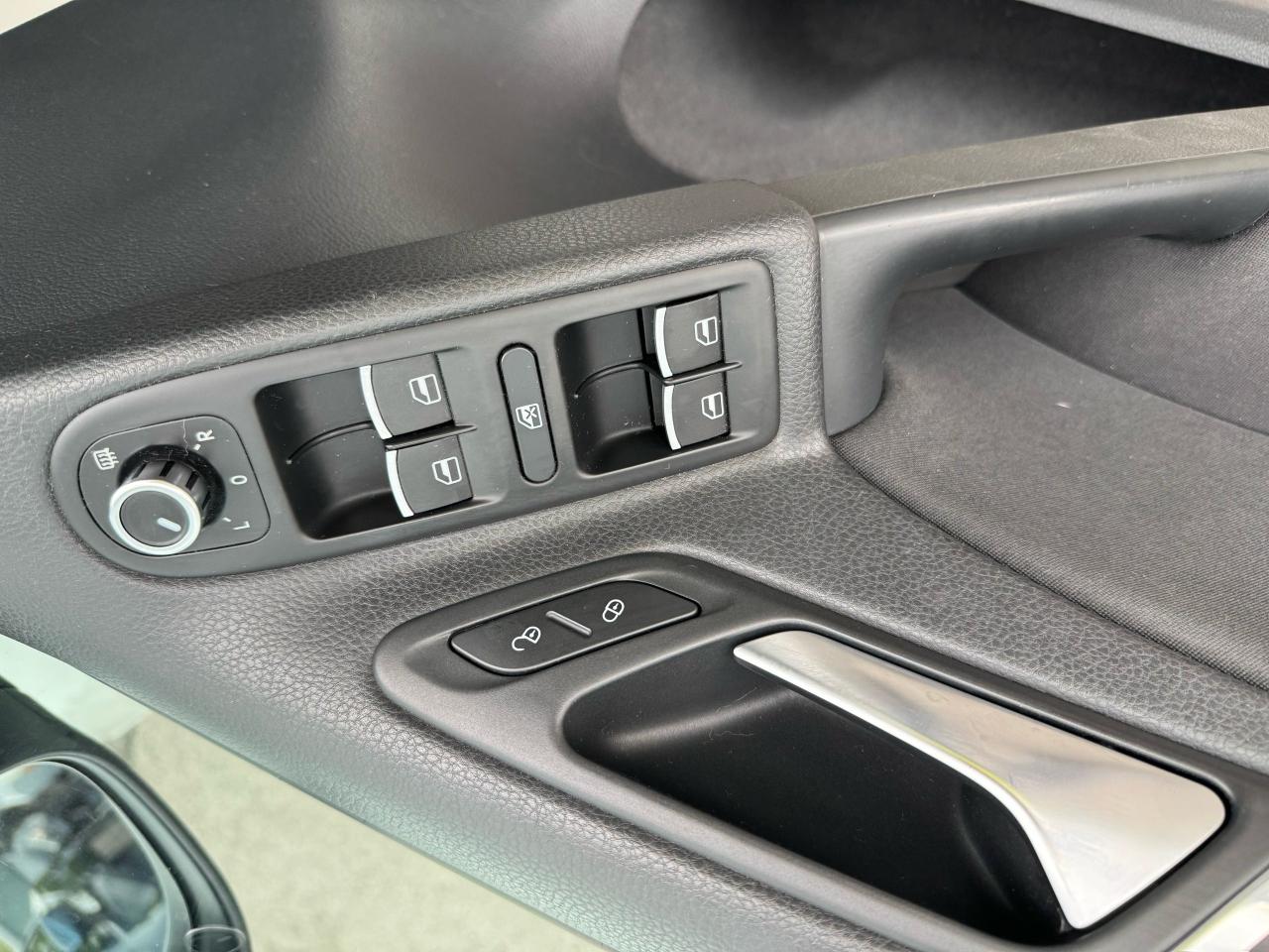 2011 Volkswagen Golf GTI - Photo #14