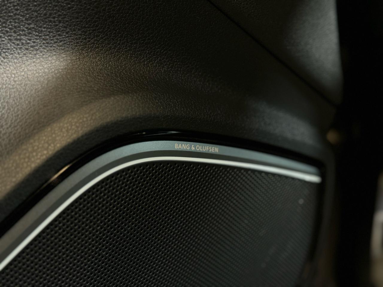 2015 Audi S3 TECHNIK PRESTIGE|NAV|BSM|B&0 SOUND| - Photo #8