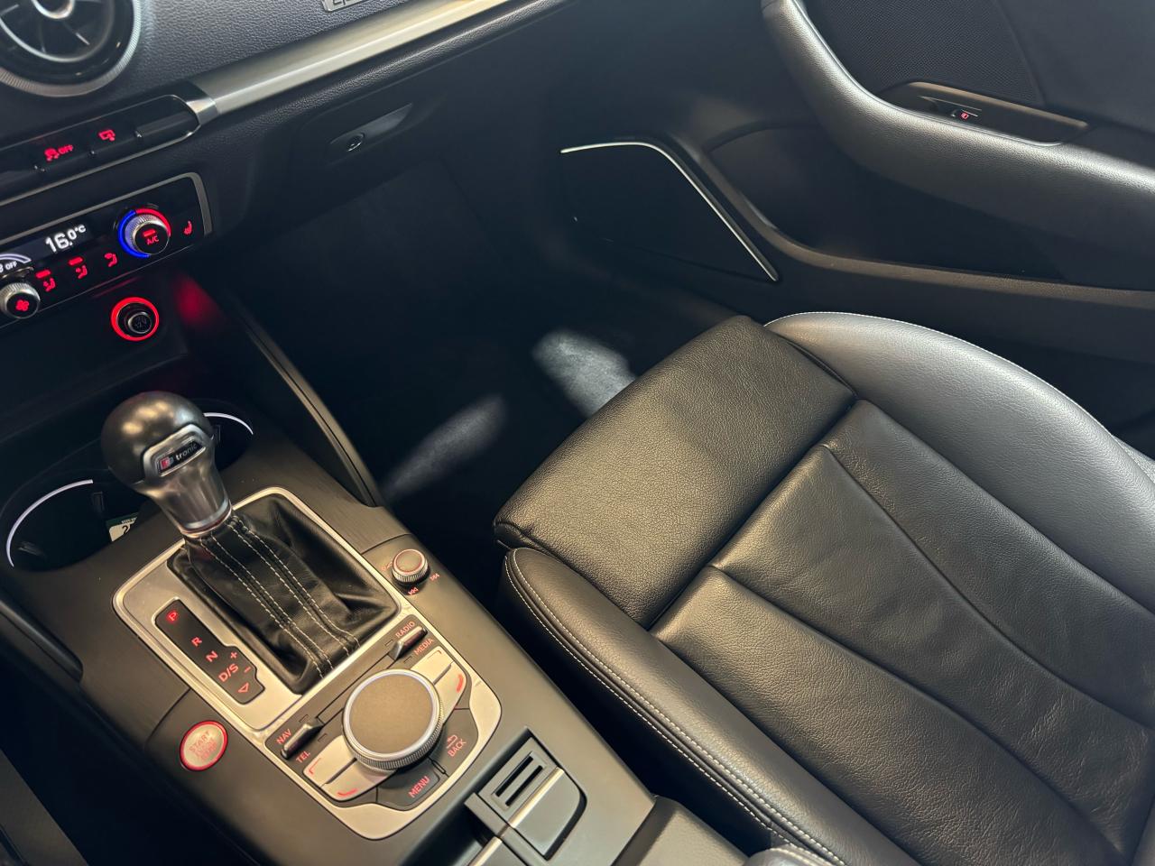 2015 Audi S3 TECHNIK PRESTIGE|NAV|BSM|B&0 SOUND| - Photo #23