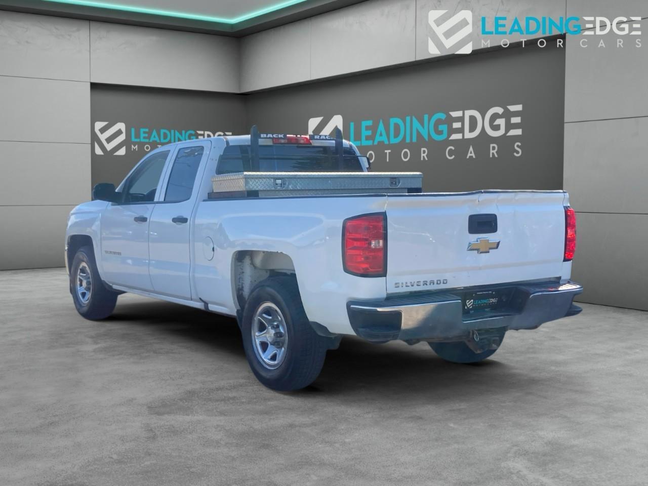 2018 Chevrolet Silverado 1500 WT Photo2