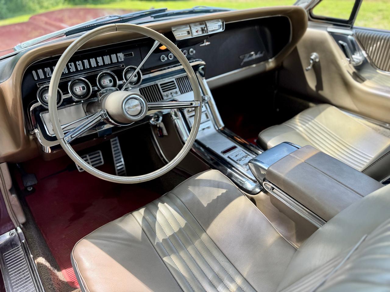 1964 Ford Thunderbird Tudor Hardtop 390 V8 4BBL - Photo #18