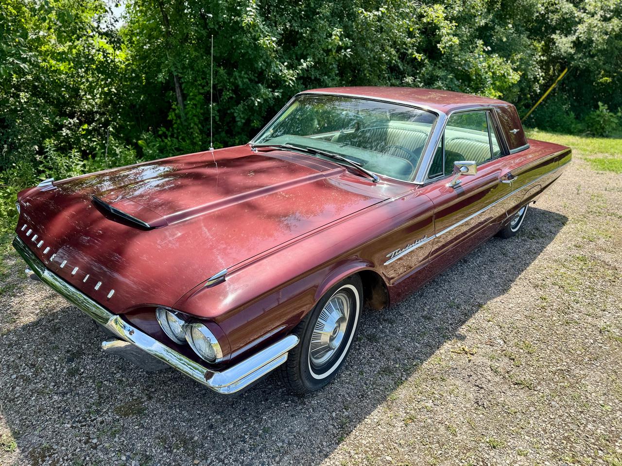 1964 Ford Thunderbird Hardtop 390 V8 4BBL Photo