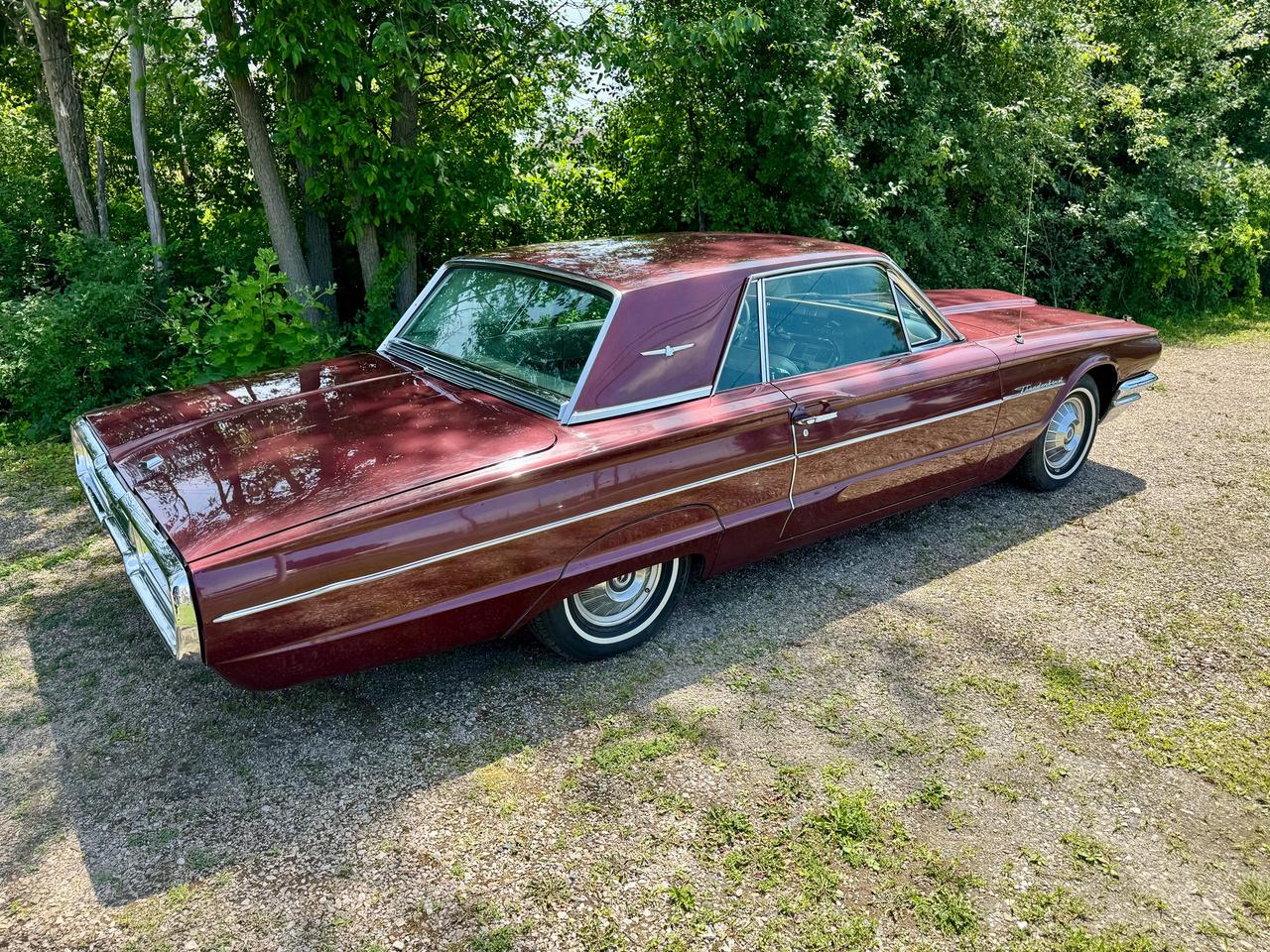1964 Ford Thunderbird Hardtop 390 V8 4BBL Photo