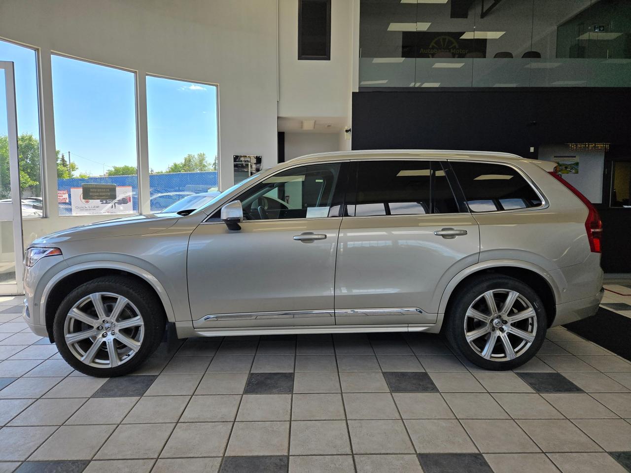2017 Volvo XC90 T6 Inscription | ALL CREDIT ACCEPTED!! - Photo #4