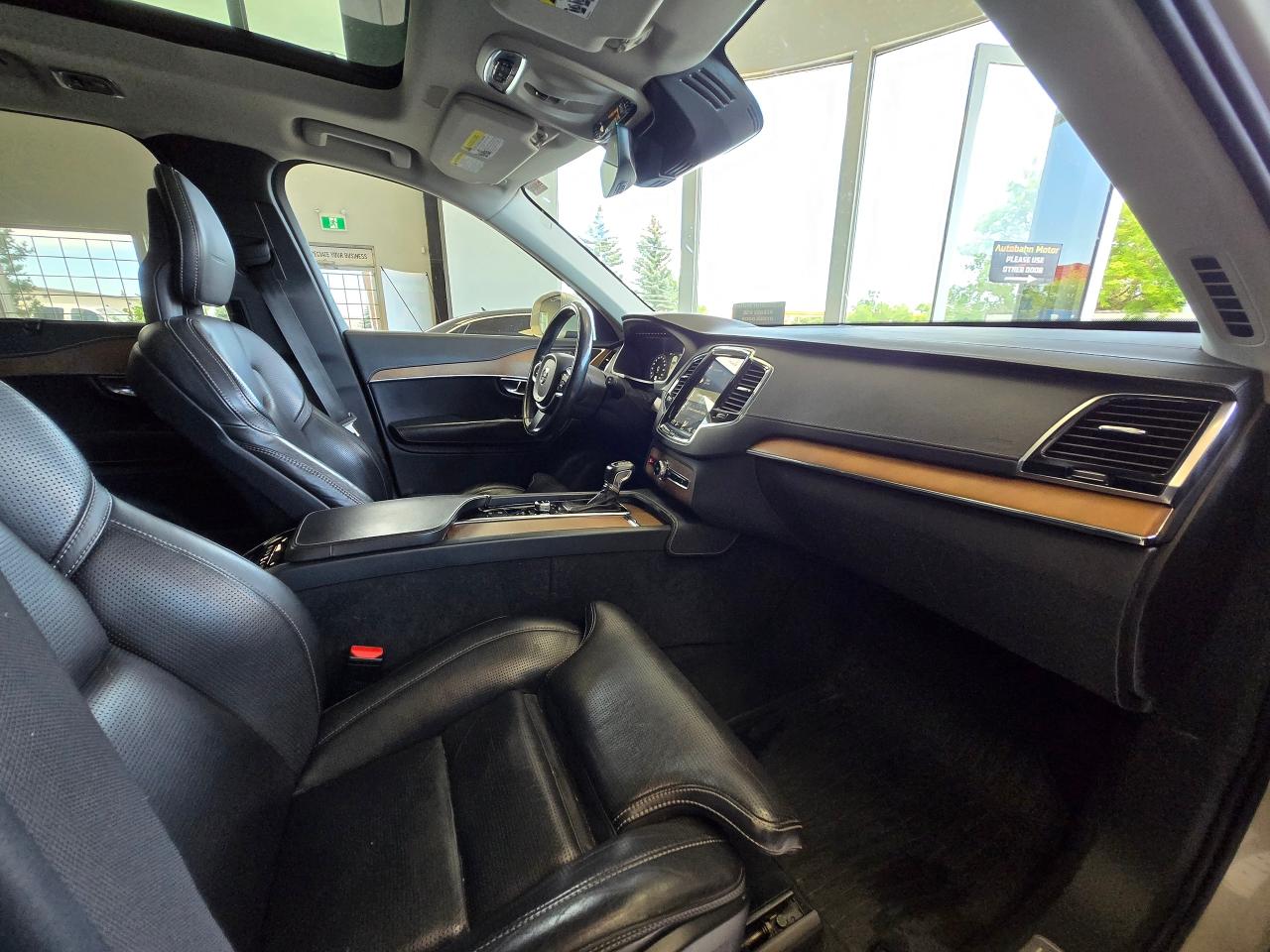 2017 Volvo XC90 T6 Inscription | ALL CREDIT ACCEPTED!! - Photo #11