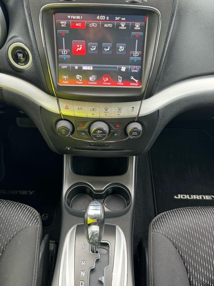 2015 Dodge Journey SXT - Photo #16