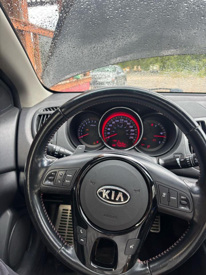2013 Kia Forte Koup SX Luxury - Photo #11