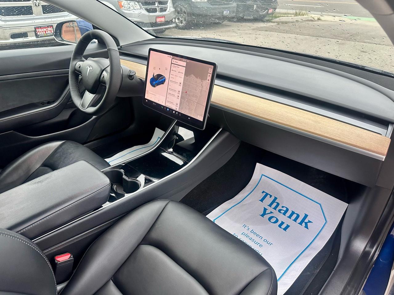 2020 Tesla Model 3 LONG RANGE - Photo #11