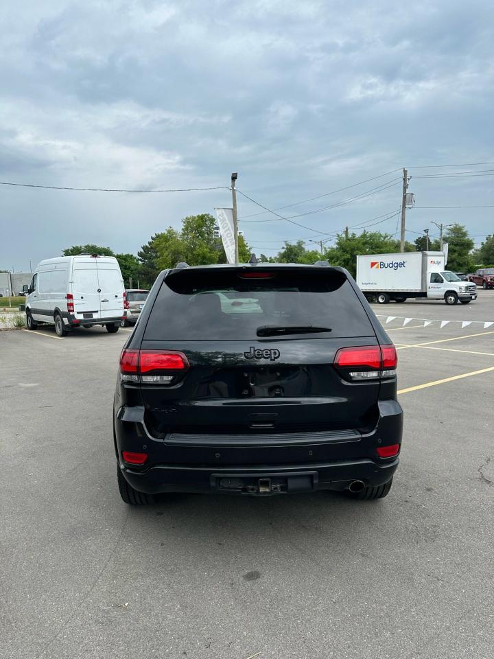 2018 Jeep Grand Cherokee Altitude - Photo #5