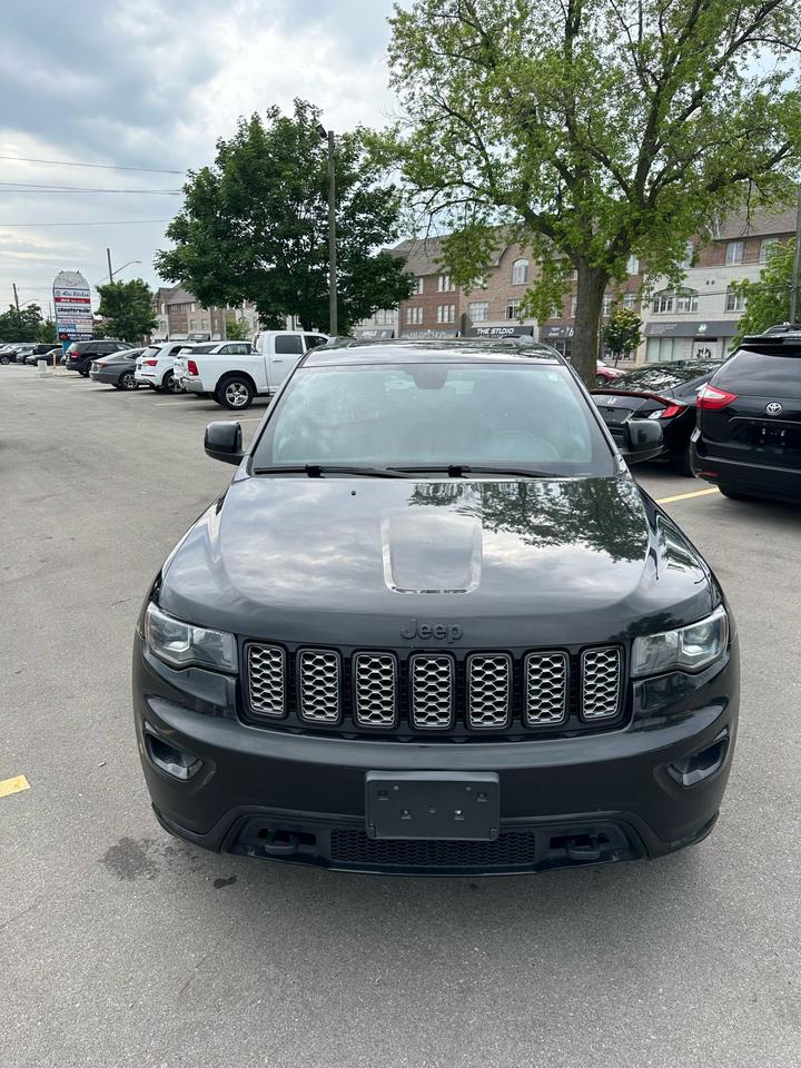 2018 Jeep Grand Cherokee Altitude Photo
