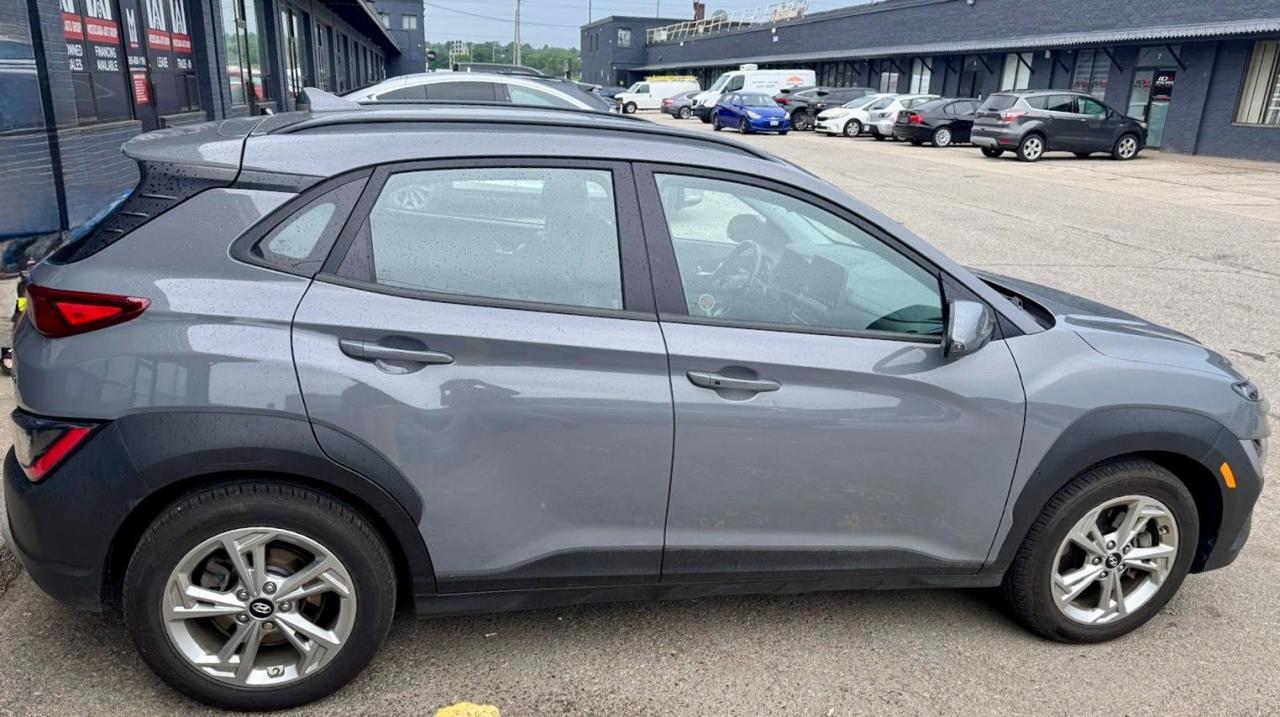 2022 Hyundai KONA 2.0L Preferred AWD w/Sun & Leather Package - Photo #4