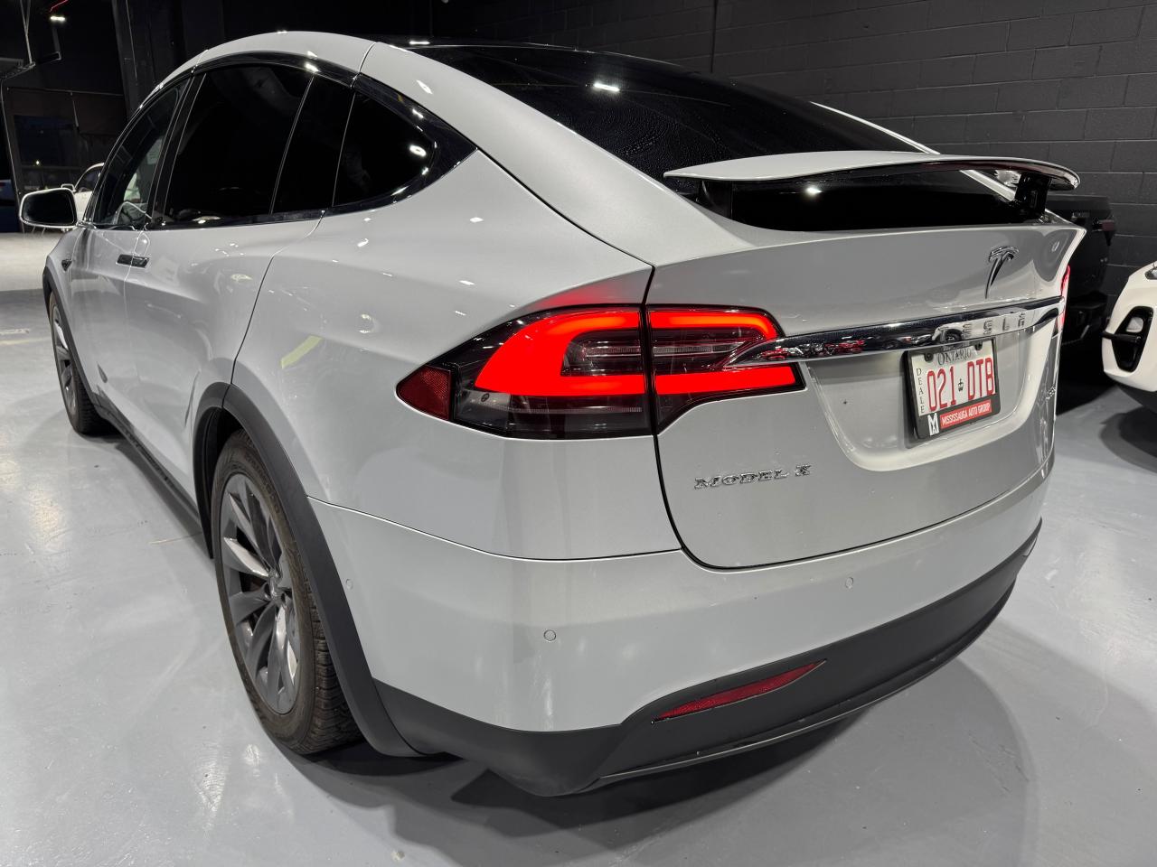 2017 Tesla Model X 100D - Photo #7