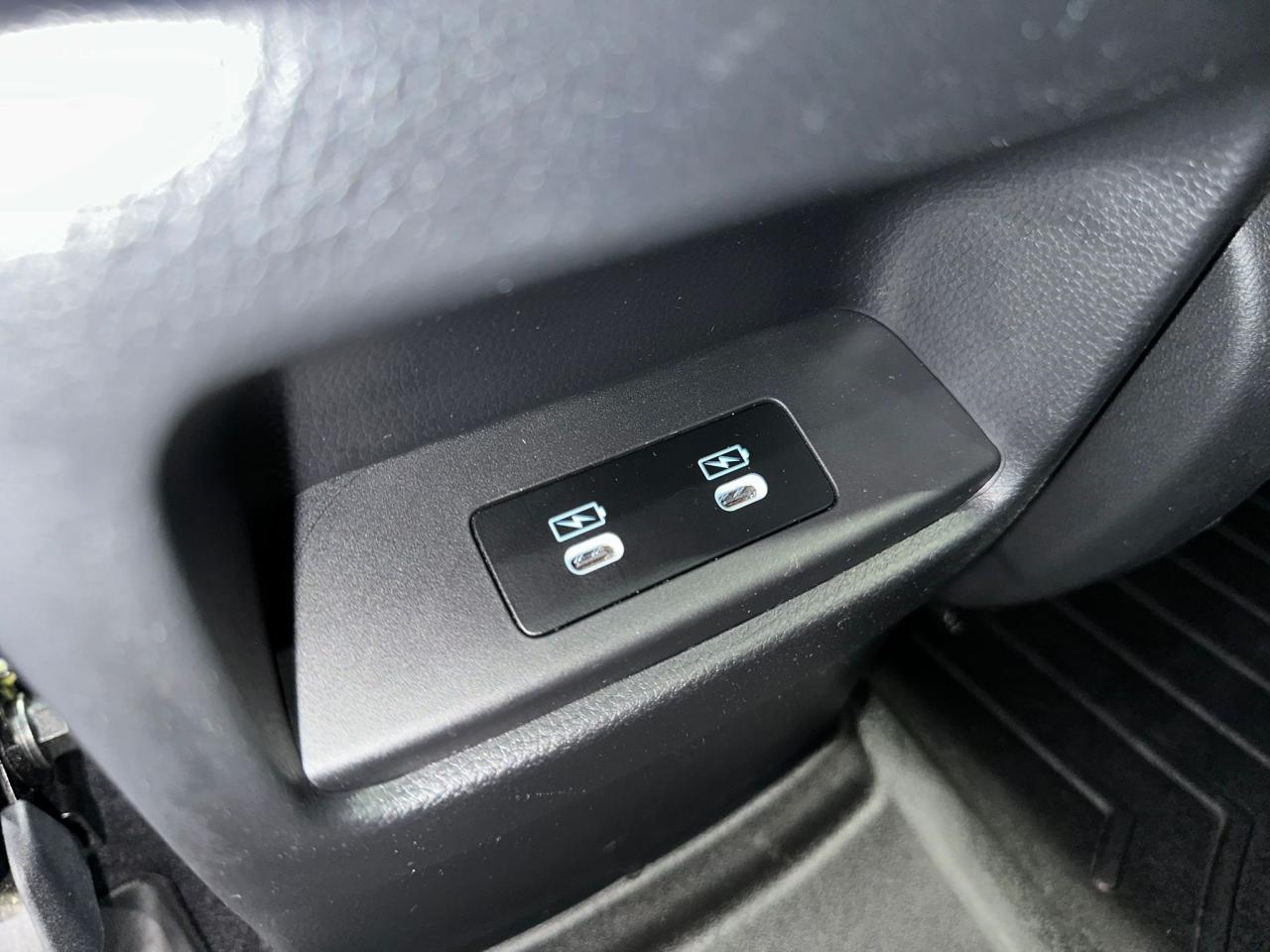 2023 Honda CR-V Touring AWD - Photo #20