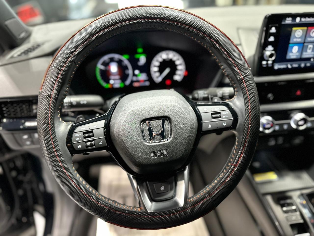 2023 Honda CR-V Touring AWD - Photo #14