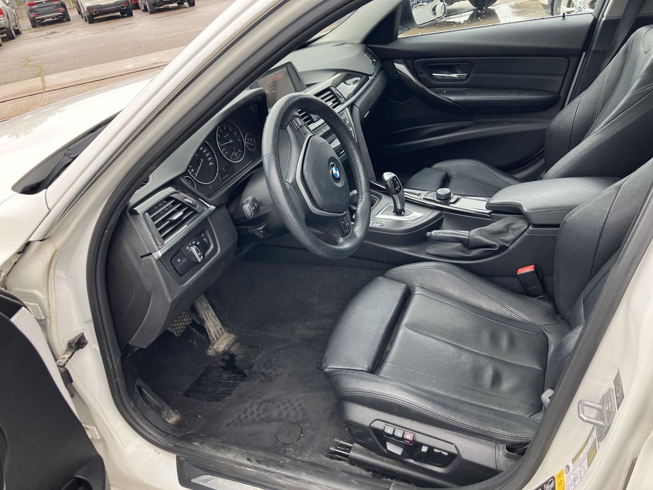 2015 BMW 3 Series 320i xDrive - Photo #7