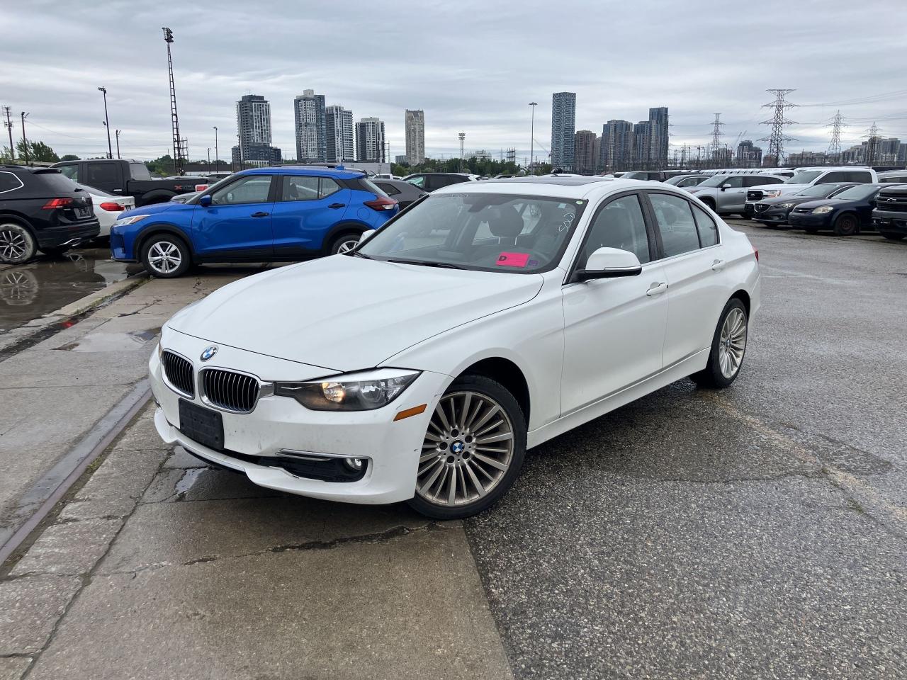 Used 2015 BMW 3 Series 320i xDrive for sale in North York, ON