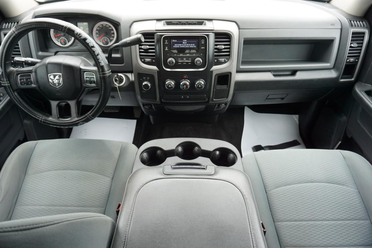 2016 RAM 1500 5.7L HEMI V8 ST CREW 4WD CERTIFIED *FREE ACCIDENT* ALLOYS SIDE BOARDS - Photo #11