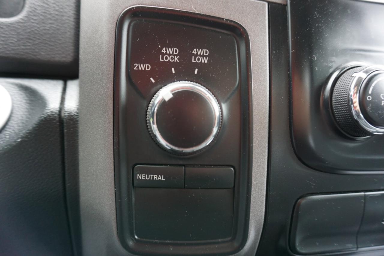 2016 RAM 1500 5.7L HEMI V8 ST CREW 4WD CERTIFIED *FREE ACCIDENT* ALLOYS SIDE BOARDS - Photo #21