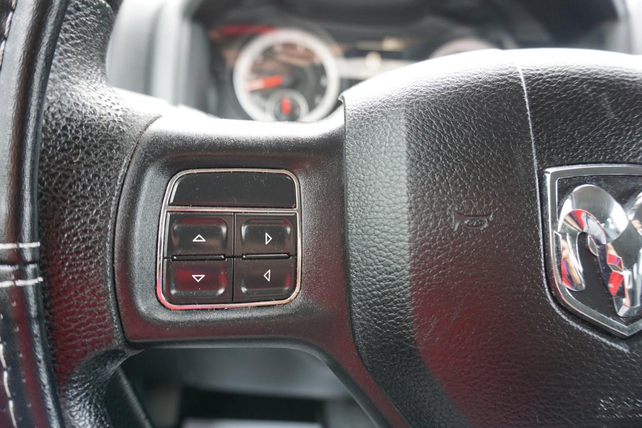 2016 RAM 1500 5.7L HEMI V8 ST CREW 4WD CERTIFIED *FREE ACCIDENT* ALLOYS SIDE BOARDS - Photo #27