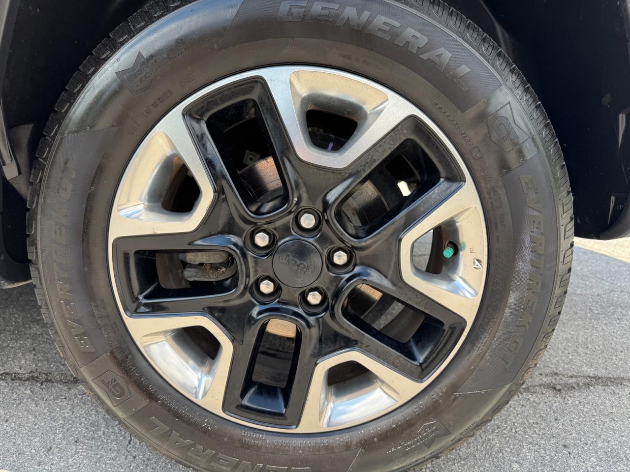 2018 Jeep Compass Trailhawk - Photo #9