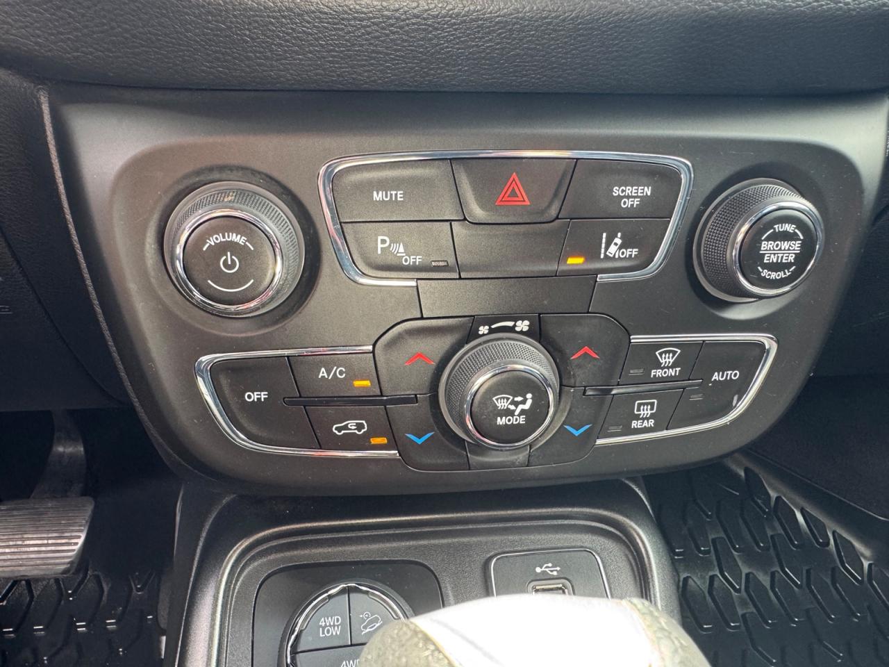2018 Jeep Compass Trailhawk - Photo #16