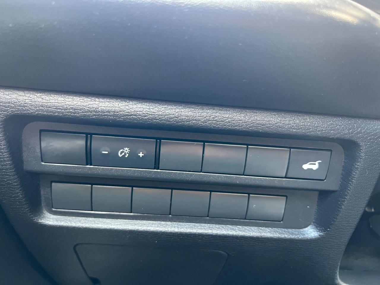 2022 Mitsubishi Outlander LE S-AWC - Photo #23