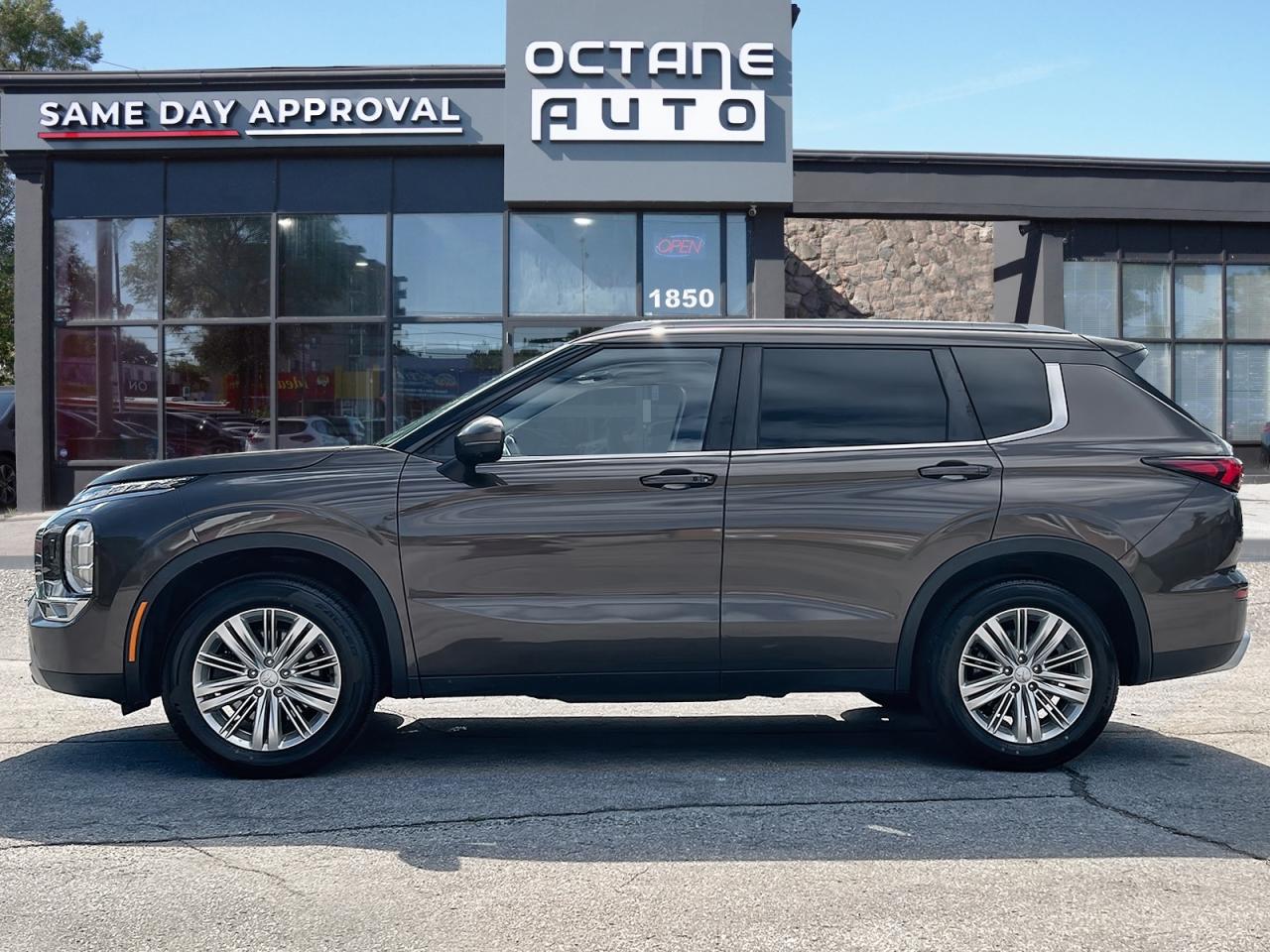 2022 Mitsubishi Outlander SE S-AWC Photo2