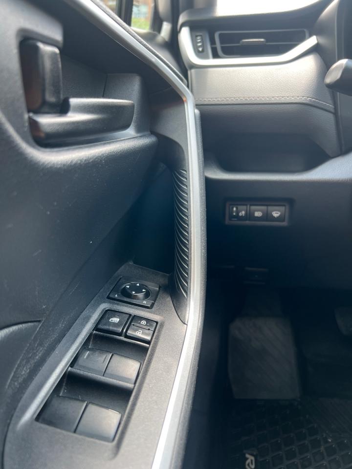 2021 Toyota RAV4 LE - Photo #23