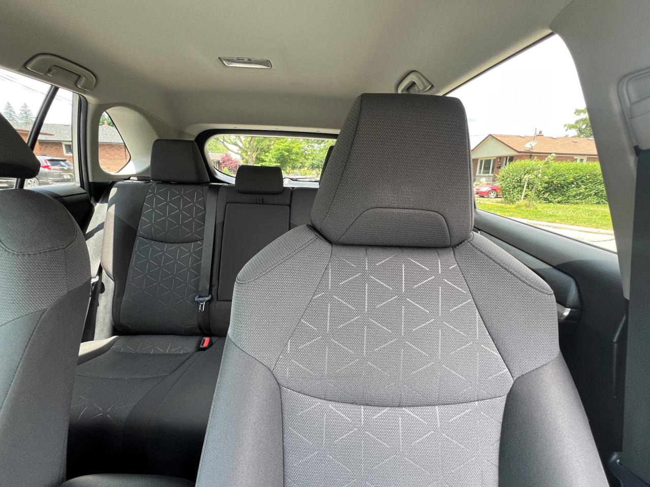 2021 Toyota RAV4 LE - Photo #25