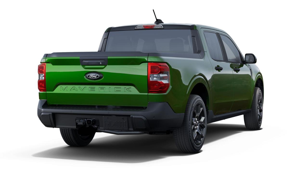 2025 Ford Maverick XLT Photo2