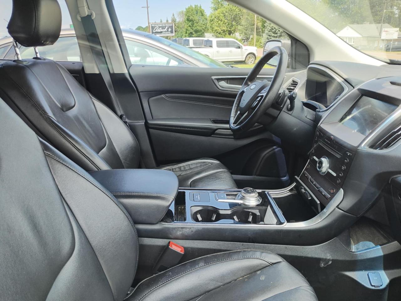 2019 Ford Edge Titanium