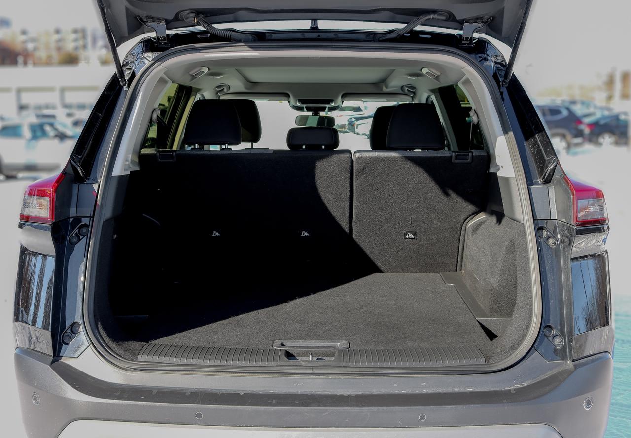 2023 Nissan Rogue AWD SV Moonroof | PANORAMIC SUNROOF | REMOTE START Photo
