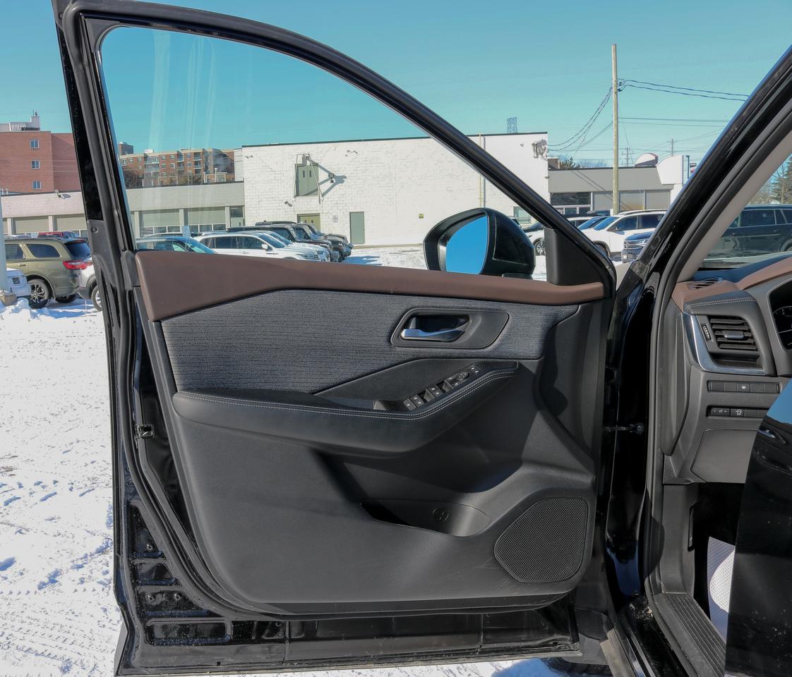 2023 Nissan Rogue AWD SV Moonroof | PANORAMIC SUNROOF | REMOTE START Photo