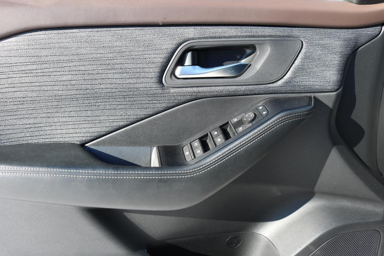 2023 Nissan Rogue AWD SV Moonroof | PANORAMIC SUNROOF | REMOTE START Photo