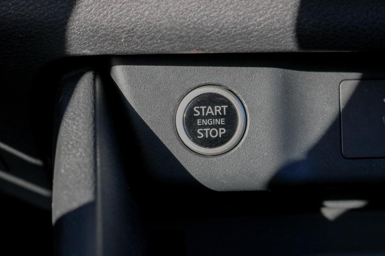 2023 Nissan Rogue AWD SV Moonroof | PANORAMIC SUNROOF | REMOTE START Photo