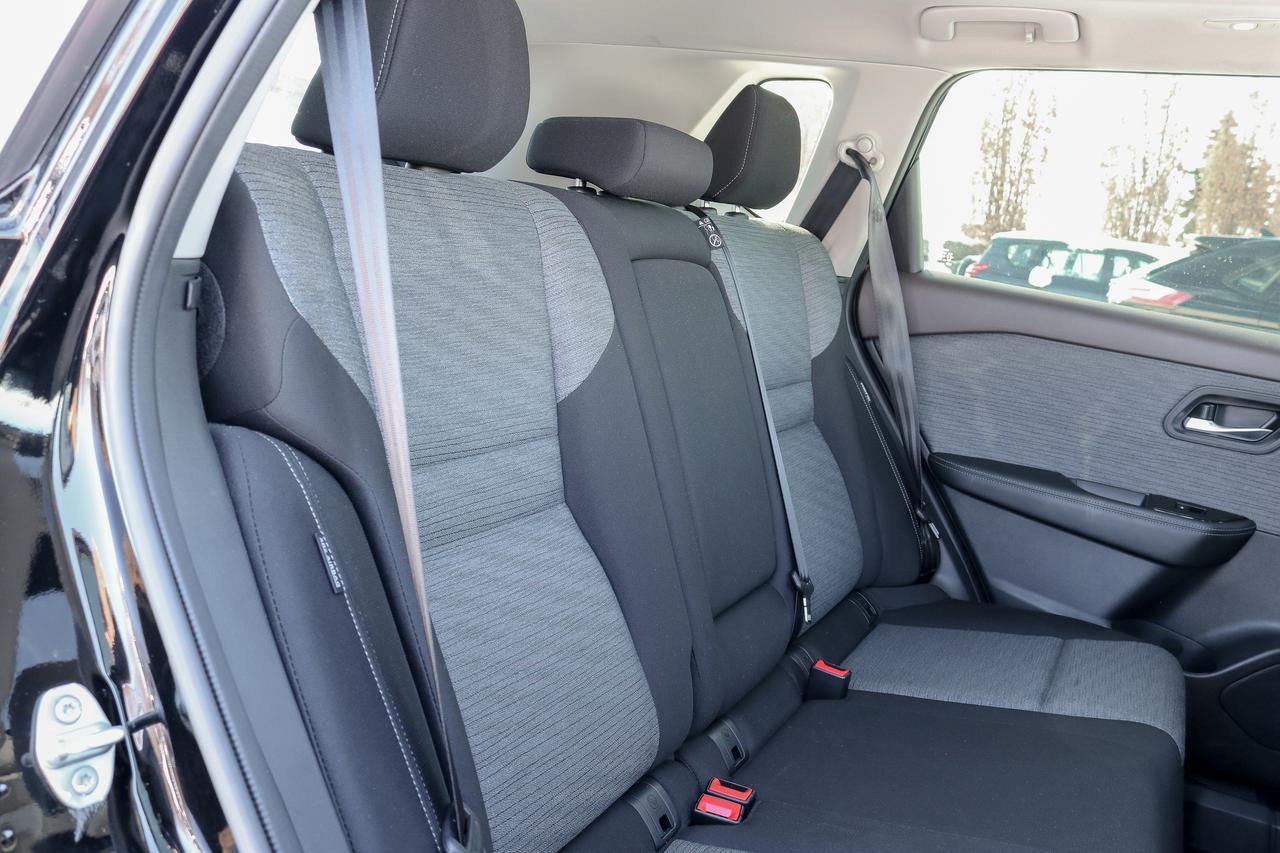 2023 Nissan Rogue AWD SV Moonroof | PANORAMIC SUNROOF | REMOTE START Photo