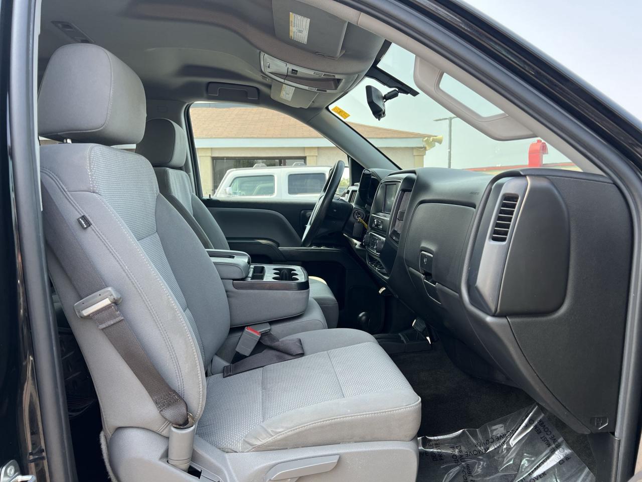 2017 Chevrolet Silverado 1500 4X4| 5.3L V8| SPECIAL OPS| TOW PKG| ALLOYS Photo