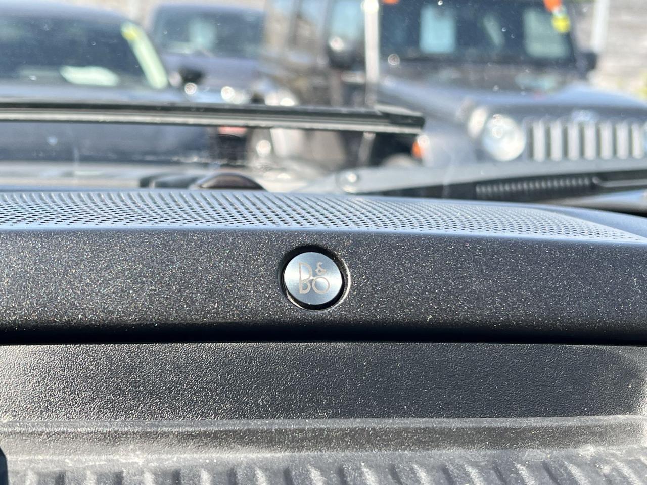 2019 Ford F-150 LARIAT SPORT 4X4| PANO ROOF| LEATHER| 3.5L | CREW Photo