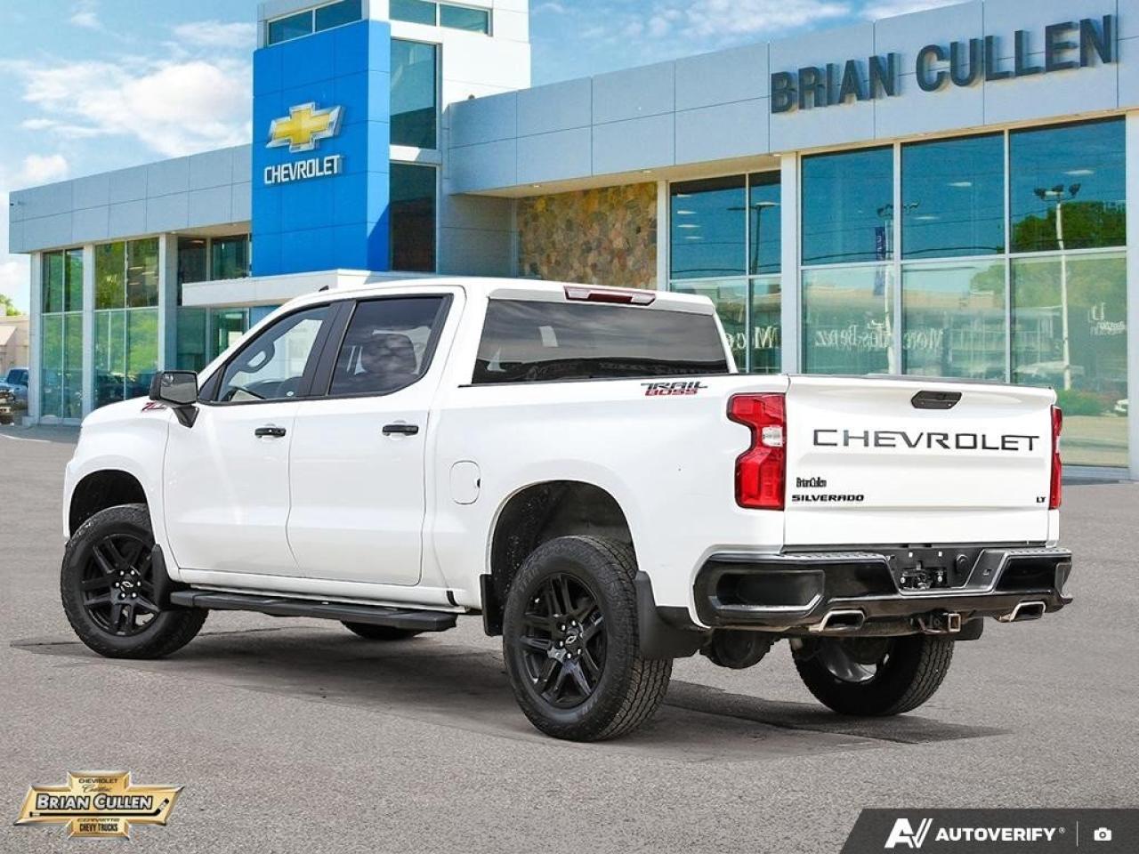 2022 Chevrolet Silverado 1500 LTD LT Trail Boss Crew Cab Short Box 4-Wheel Drive LT Trail Boss Photo3