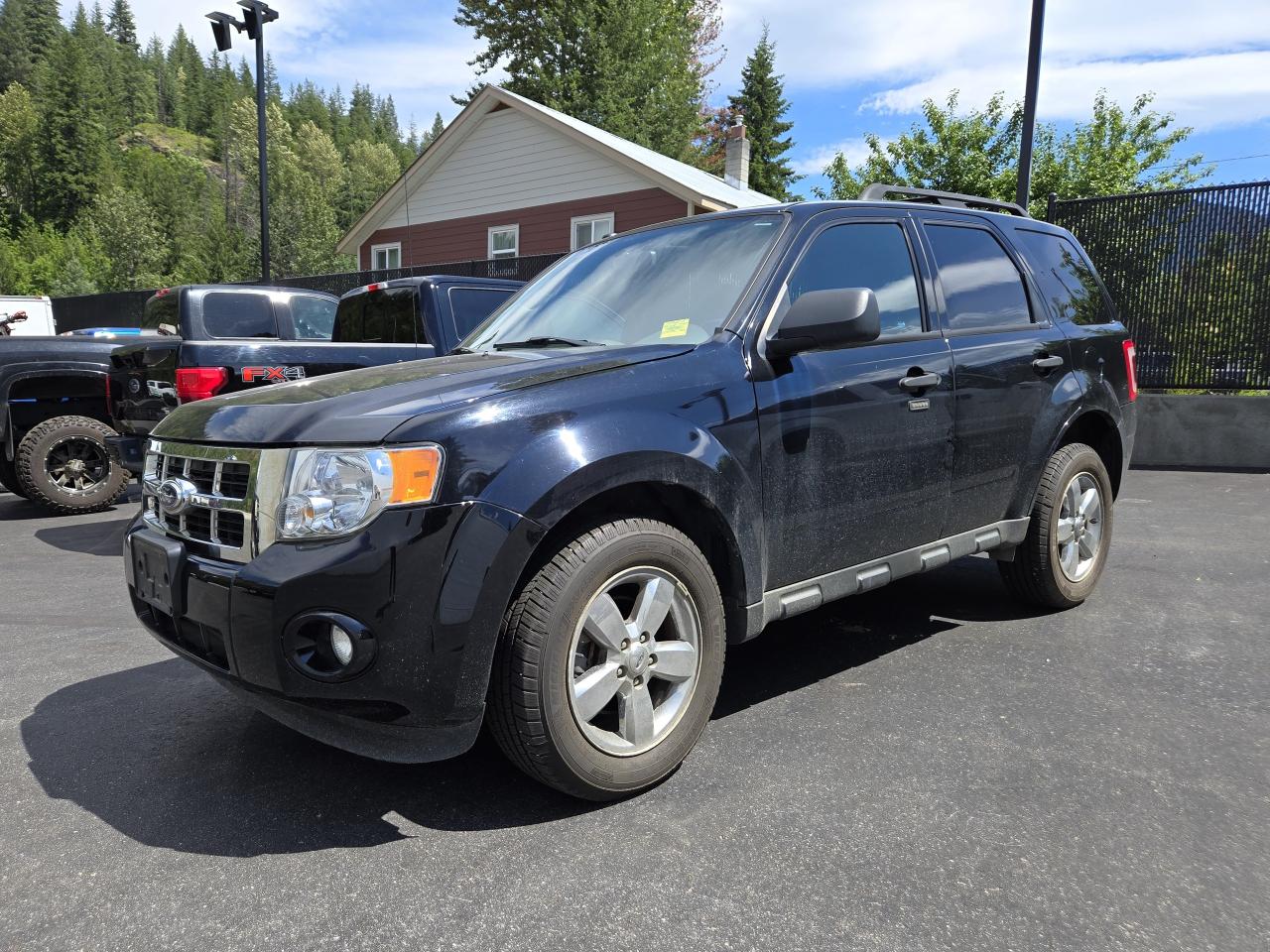 Used 2010 Ford Escape Escape XLT for sale in Salmon Arm, BC